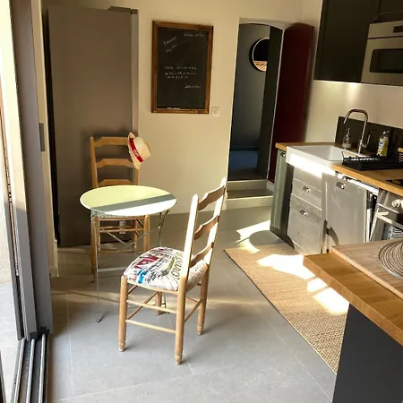 Dependance De Bastide Casa Amarelia Avec Piscine Patio Parking 4 Etoiles * La Ciotat
