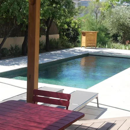 Dependance De Bastide Casa Amarelia Avec Piscine Patio Parking 4 Etoiles Apartment *