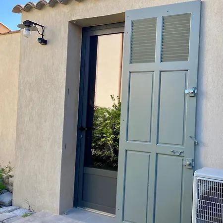 Dependance De Bastide Casa Amarelia Avec Piscine Patio Parking 4 Etoiles La Ciotat