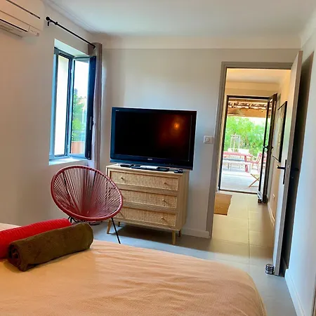Dependance De Bastide Casa Amarelia Avec Piscine Patio Parking 4 Etoiles Apartment *